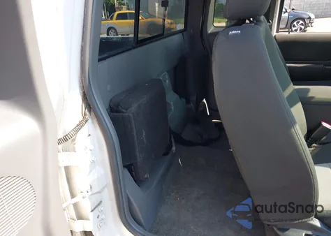 2011 Ford Ranger Sport/Xlt from USA, damaged, VIN 1FTLR4FE6BPB22689